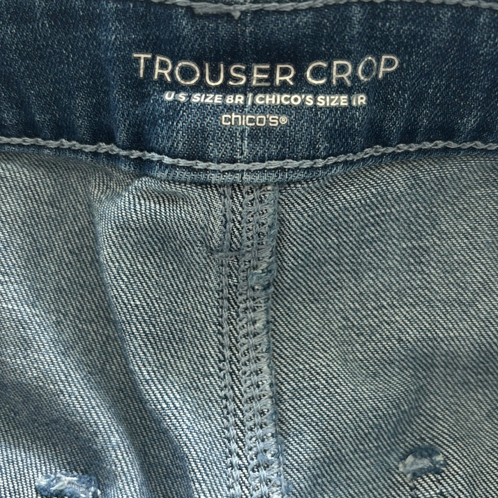 Chico's Cropped Wide Leg Jeans - Picture 8 of 9